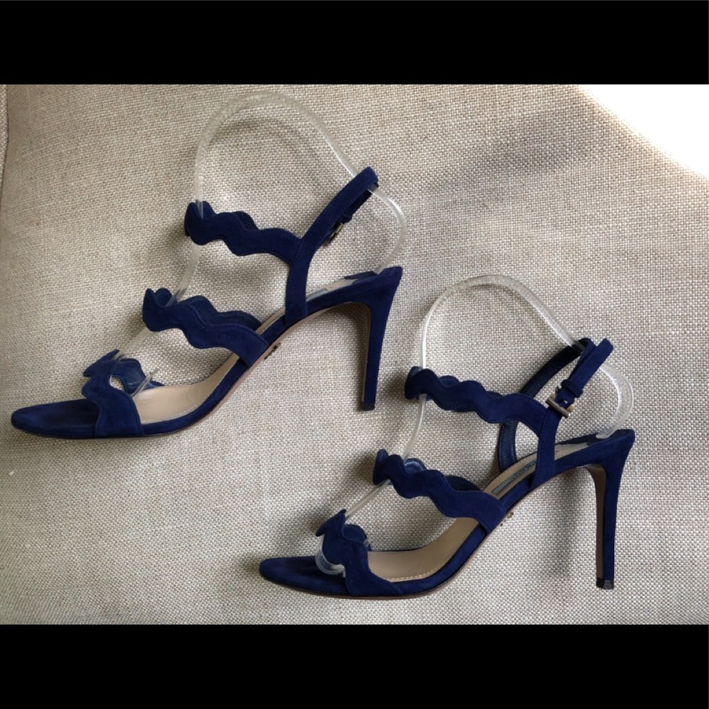 Prada Scalloped Sandals Blue Suede Heel Buckle US 8 - Picture 4 of 8